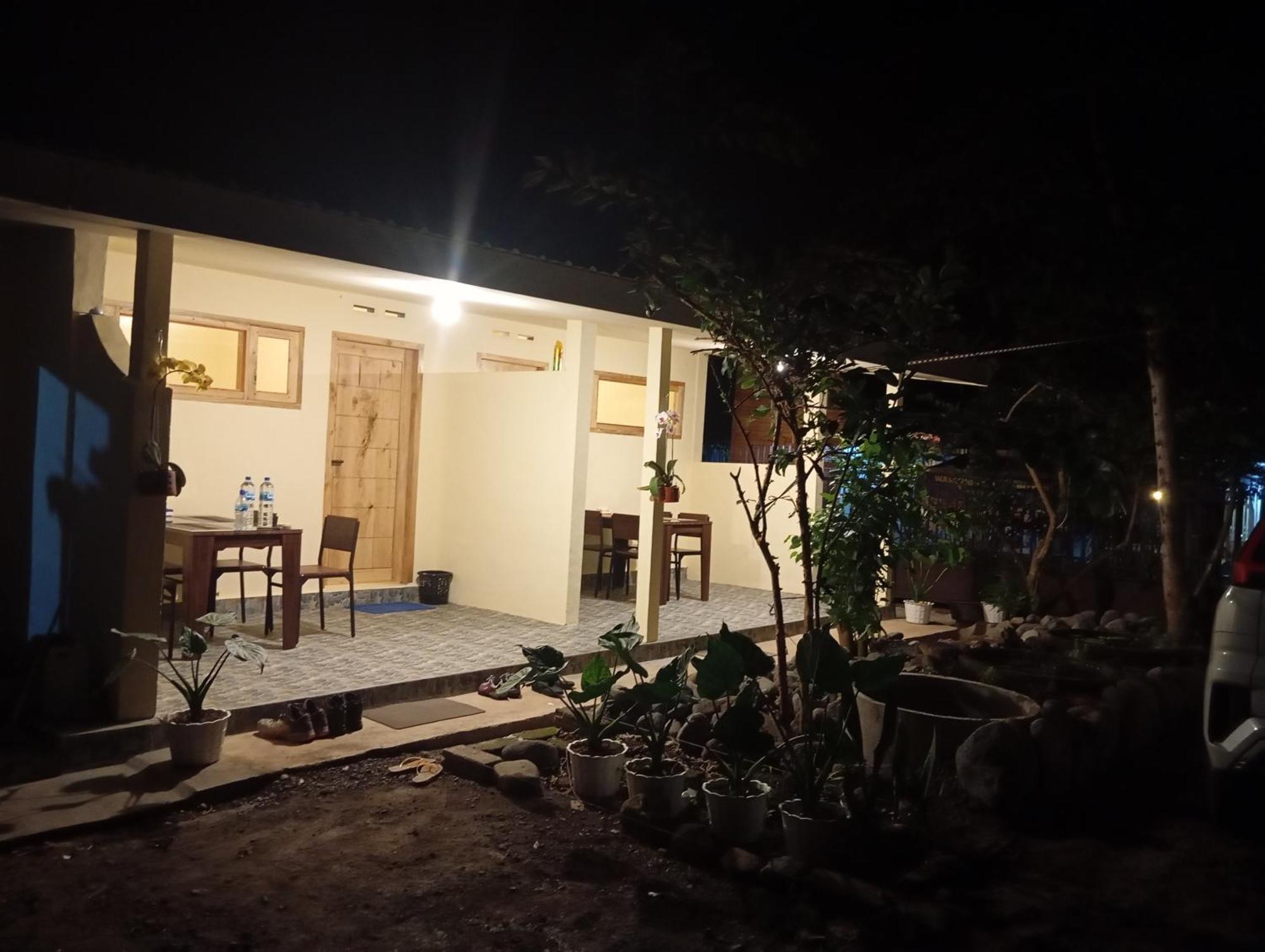 Rumah Kawan Senaru House Of Friend 外观 照片
