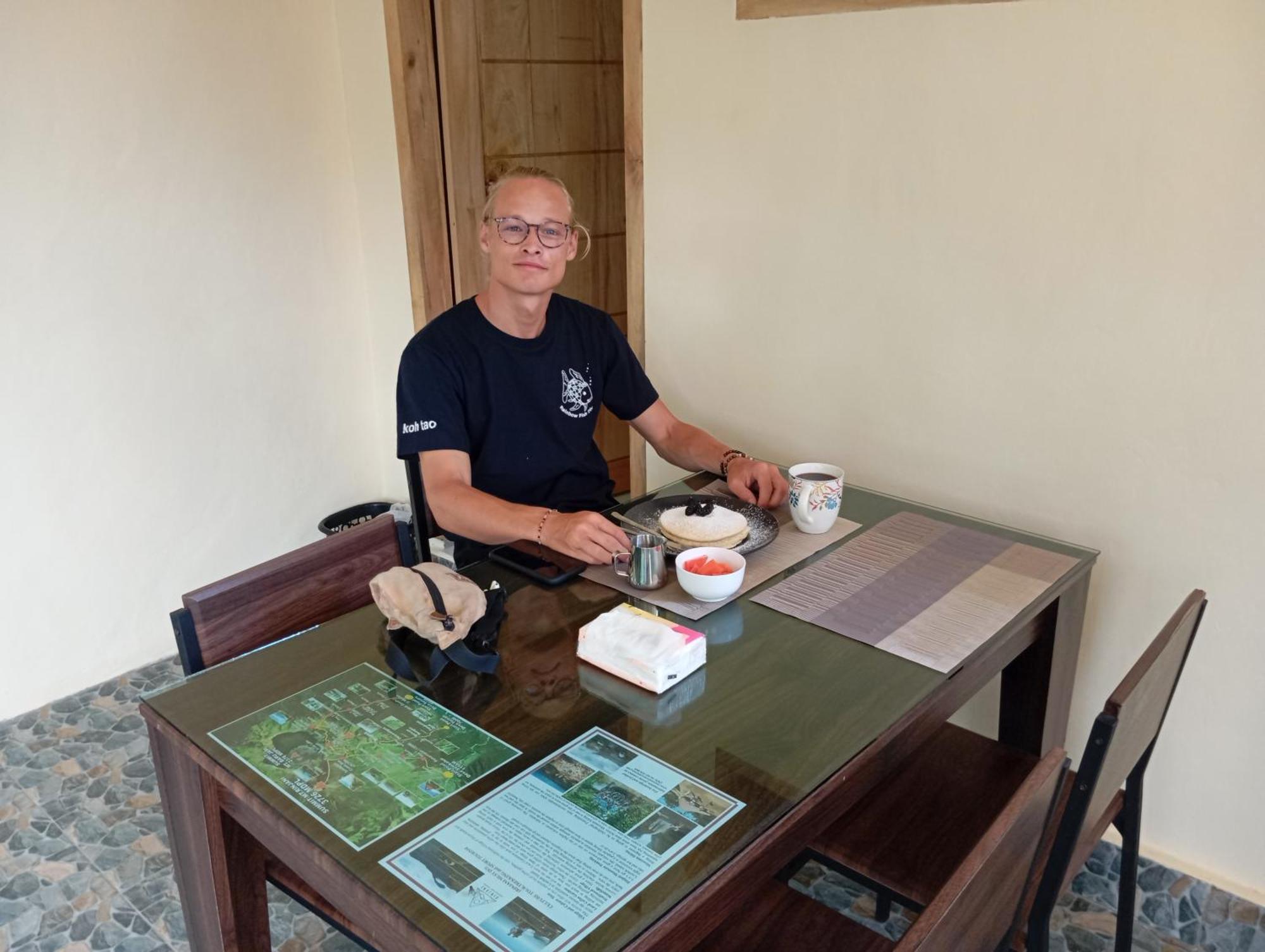 Rumah Kawan Senaru House Of Friend 外观 照片